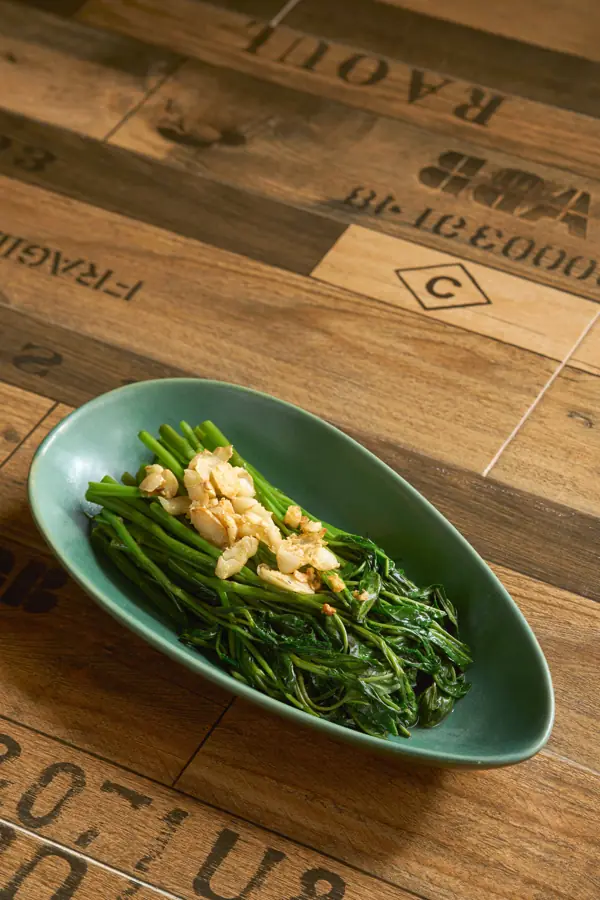 Morning glory stir fried with garlic